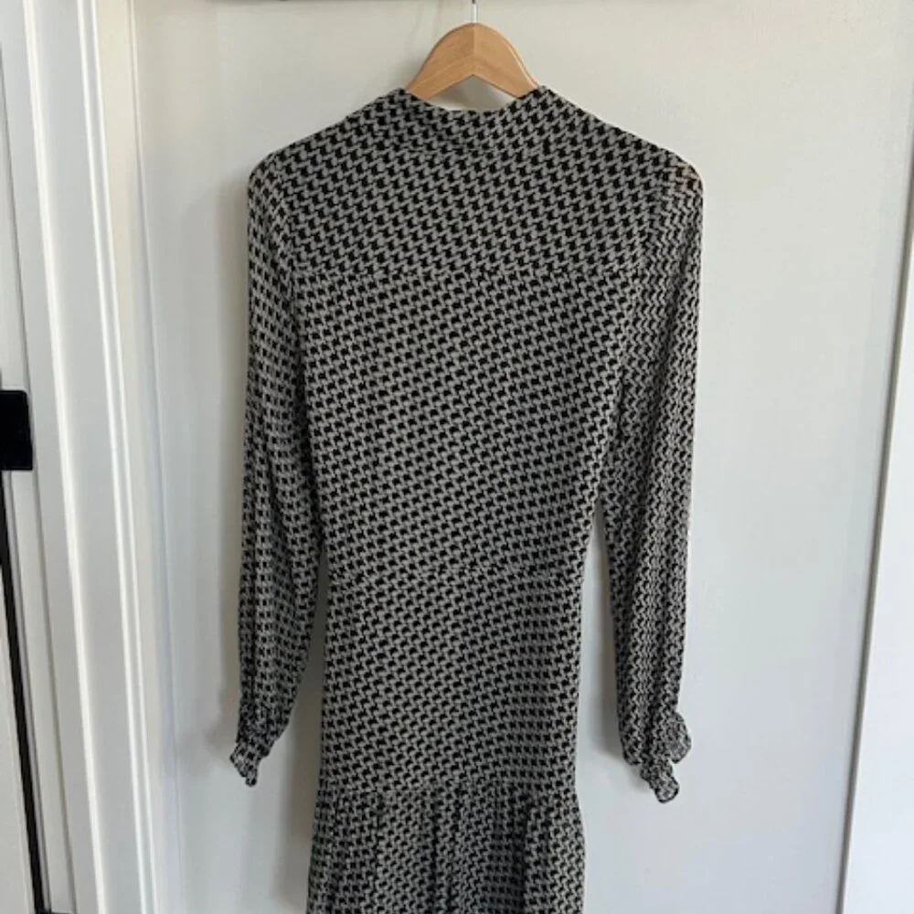 Anthropologie PAIGE Silk Lizabeta Dress Long sleeve houndstooth Small - Picture 3 of 3